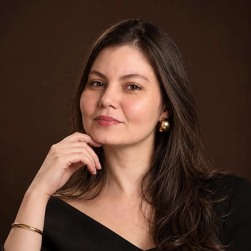Retrato de Rayane Almeida, sócia e diretora financeira da Intense BPO